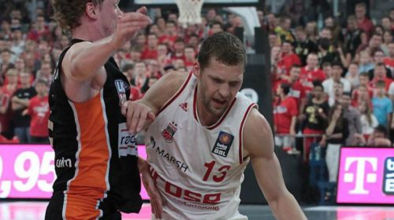 Jānis Strēlnieks
Foto: Brosebaskets.de