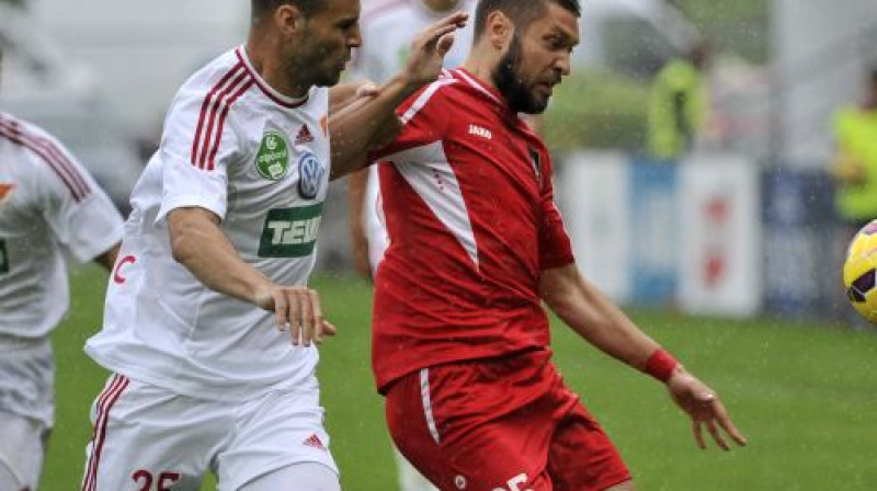 Artūrs Karašausks pret "Debrecen"
Foto: Romāns Kokšarovs/F64