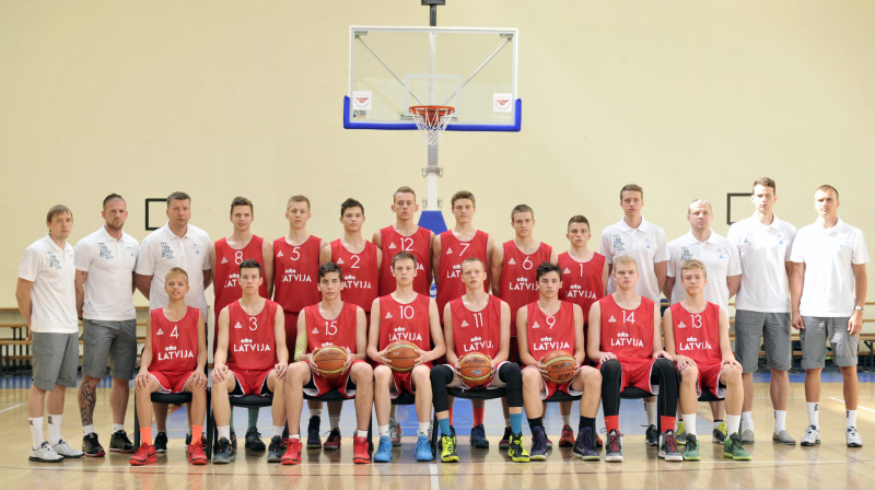 Latvijas U16 izlase.
Foto: basket.lv