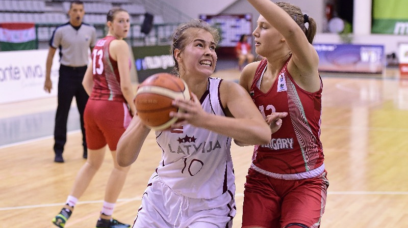 Aleksa Gulbe: double-double U16 izlases izšķirošajā cīņā par tiesībām spēlēt pasaules čempionātā.
Foto: FIBAEurope.com