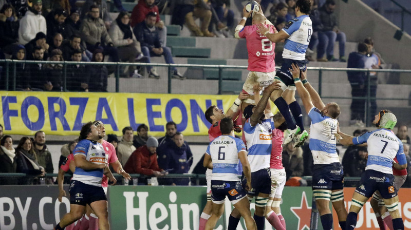 Trevīzo "Benetton" spēlē pret Parīzes "Stade Francais"
Foto: AFP/Scanpix