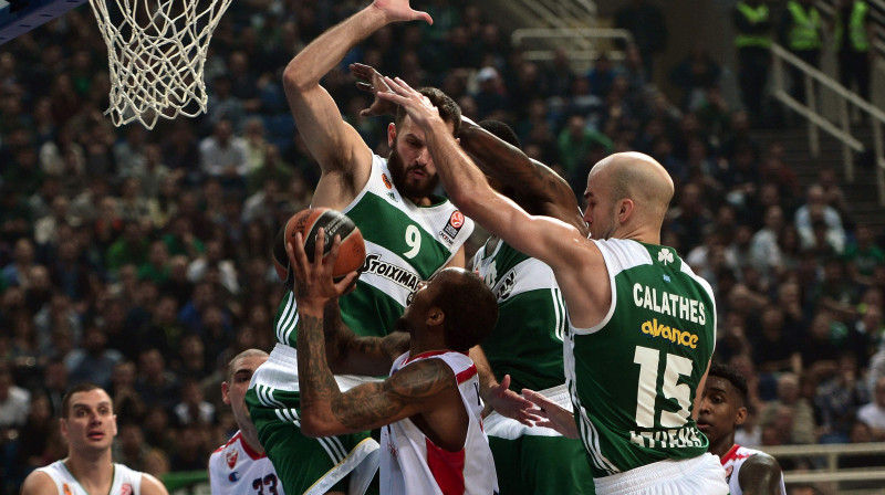 Antonis Focis, Niks Kalatess un citi "Panathinaikos" spēlētāji par janvāri algu nesaņems 
Foto: AFP/Scanpix