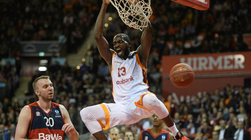 "Galatasaray" centrs Stefans Lasme 
Foto: AFP/Scanpix