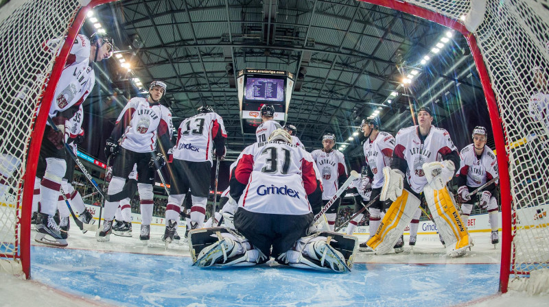 Latvijas hokeja izlases vārtus šovakar sargās Edgars Masaļskis.
Foto: Jeļizaveta Iļjina