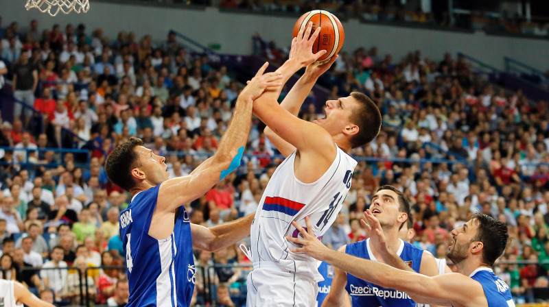 Nikola Jokičs spēlē pret Čehiju
Foto: AFP/Scanpix