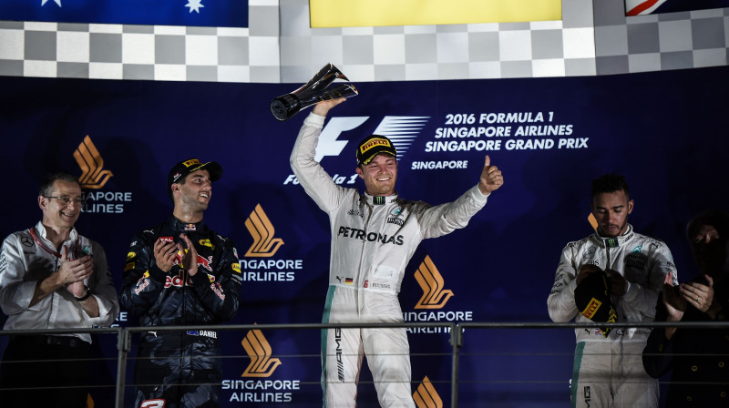 Singapūras GP goda pjedestāls
Foto: AFP/Scanpix