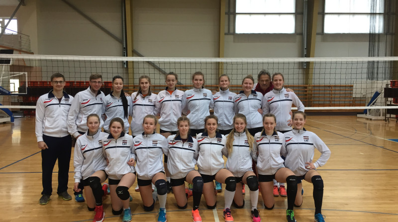 Latvijas meiteņu U-16 volejbola izlase 
Foto: LVF