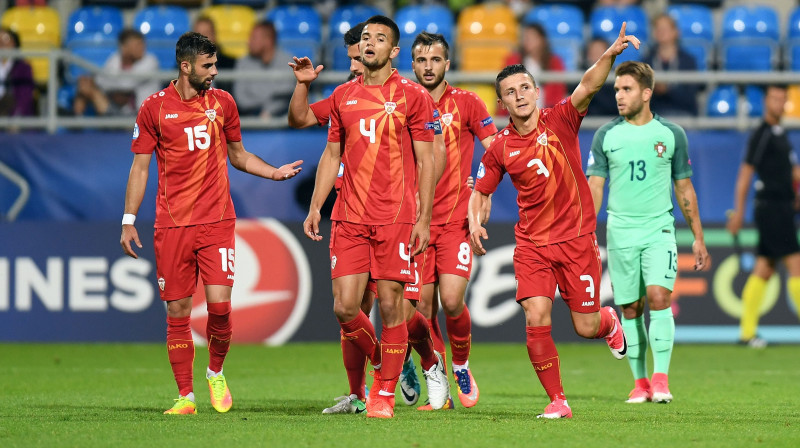 Maķedonijas U21 izlases futbolisti svin vārtu guvumu pret Portugāles vienaudžiem
Foto: Maciej Gillert/AFP/Scanpix