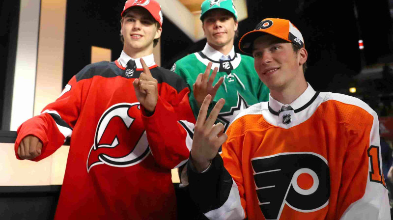 NHL jauno spēlētāju drafta pirmais trijnieks
Foto: Scanpix