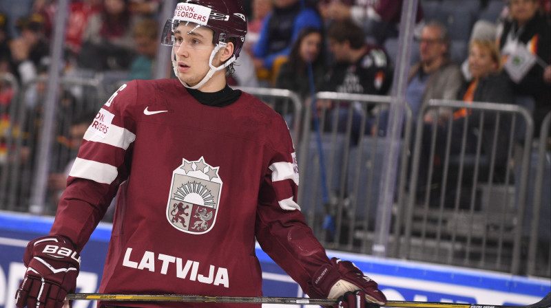 Uvis Balinskis Latvijas izlases kreklā pasaules čempionātā Ķelnē
Foto: Romāns Kokšarovs/f64