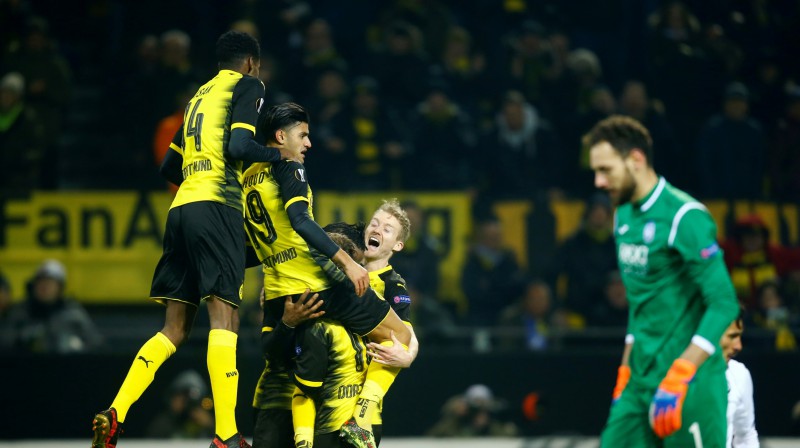 Dortmundes ''Borussia'' izrauj uzvaru
Foto: REUTERS