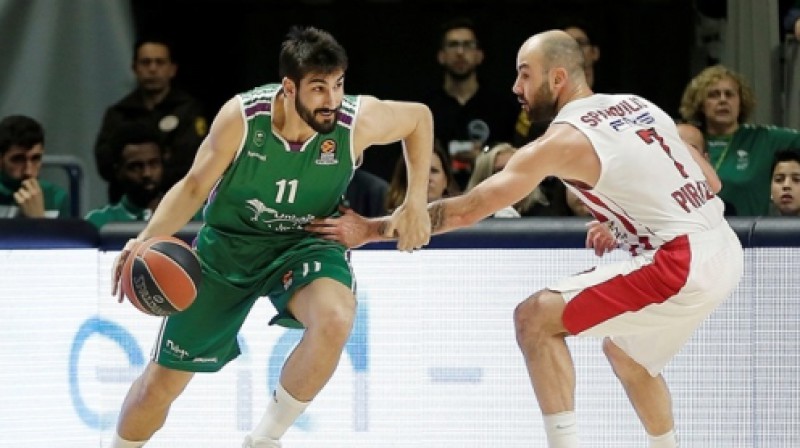 Daniels Diess pret Vasili Spanuli
Foto: Euroleague.net