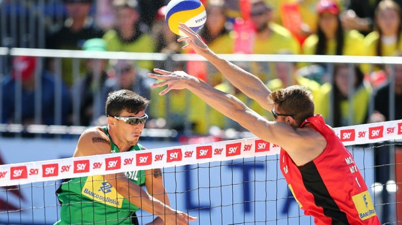 Andre pret Andersu Molu
Foto: FIVB