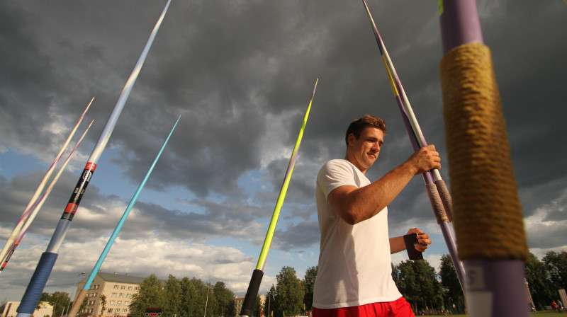 Rolands Štrobinders 
Foto: Romāns Kokšarovs, Sporta Avīze, f64