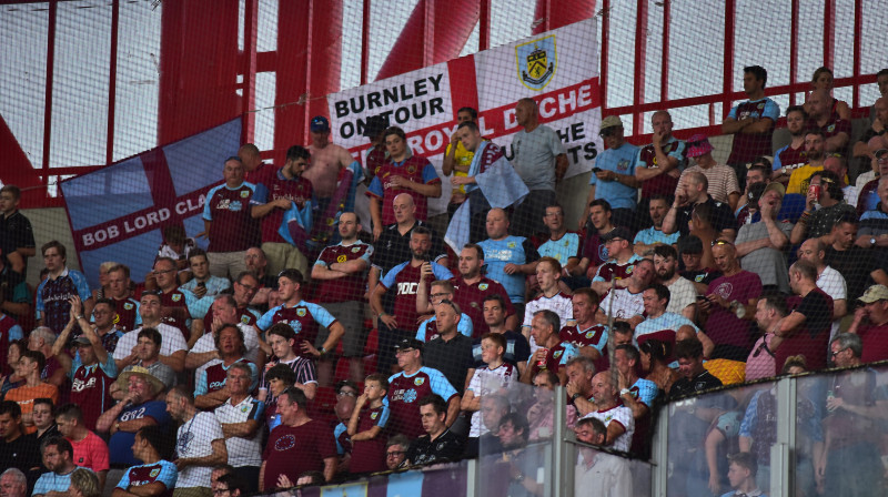 "Burnley" līdzjutēji vakar Pirejā 
Foto: SIPA / Scanpix