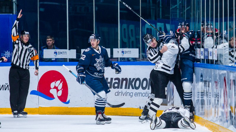 Mirklis pēc Stepana Zaharčuka spēka paņēmiena. Foto: hcadmiral.ru