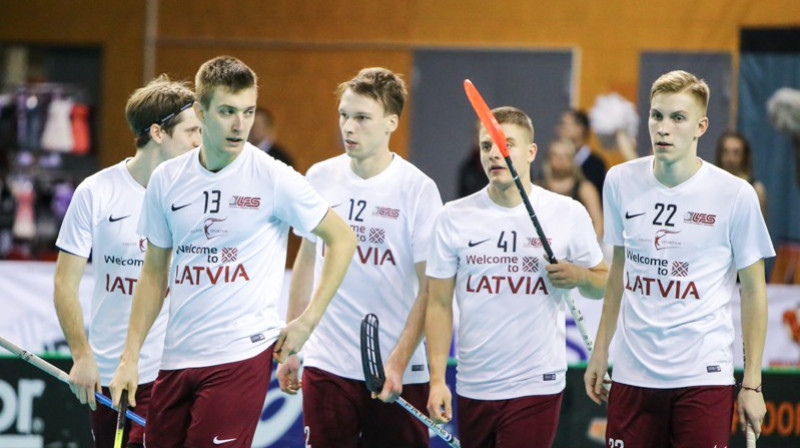 Latvijas valstsvienība. Foto: Ritvars Raits, IFF Floorball