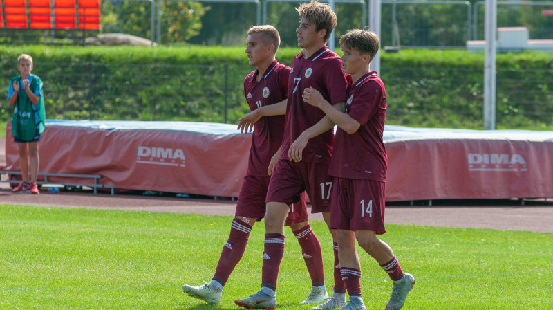 Dmitrijs Zeļenkovs, Viktors Ziemelis un Raiens Tālbergs 
Foto: LFF