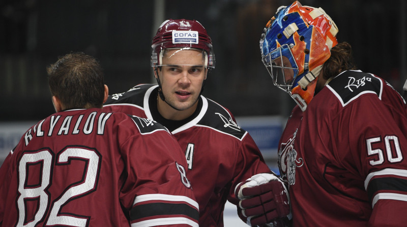 Kristaps Sotnieks - KHL labākais metienu bloķētājs un vārtsargu uzticamais plecs. Foto: Romāns Kokšarovs/F64