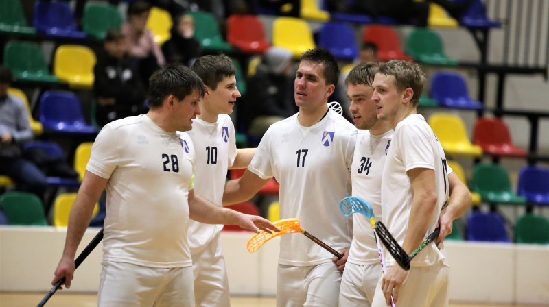 "Bauska" pēc kārtējā vārtu guvuma Ogrē. Foto: Ritvars Raits, floorball.lv