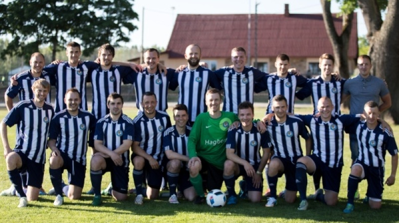 "Jaunība"/"Upesciems" futbolisti. Foto: Rīgas Futbola federācija