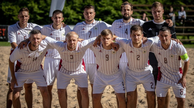 Latvijas telpu futbola izlase Igaunijā. Foto: lff.lv