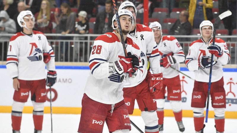 Jaroslavļas "Lokomotiv" hokejisti. Foto: Romāns Kokšarovs/F64