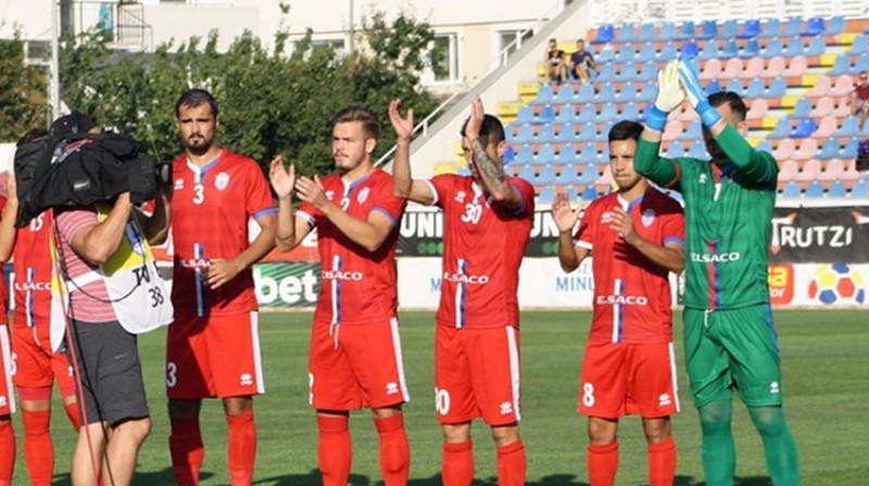 Ņikita Koļesovs (nr. 3). Foto:  Fotbal Club Botosani