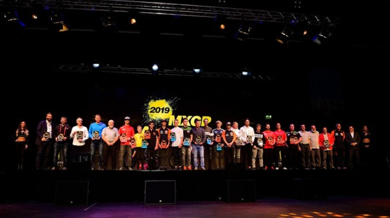 2019. gada motokrosa balvu saņēmēji. Foto: mxbars.net