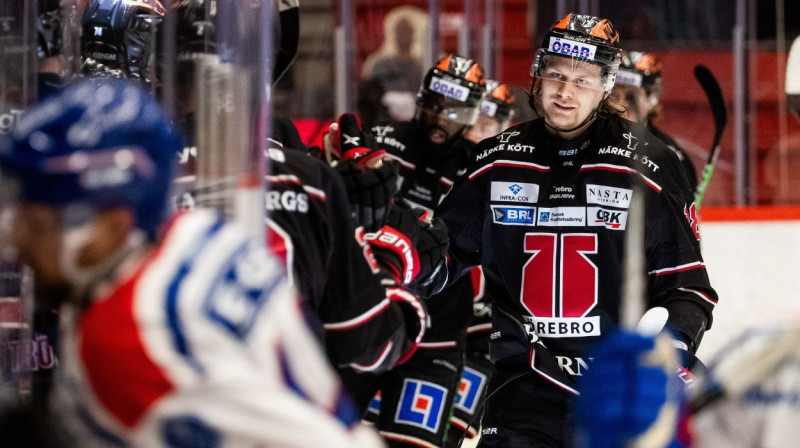 Rodrigo Ābols svin vārtu guvumu pret "Oskarshamn". Foto: Örebro Hockey