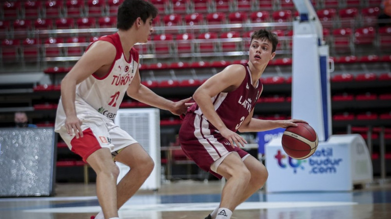 Latvijas U18 izlases kapteinis Valters Briedis. Foto: FIBA