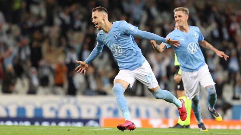 "Malmö" pirmo vārtu autors Veļiko Birmancevičs. Foto: EPA/Scanpix.ee