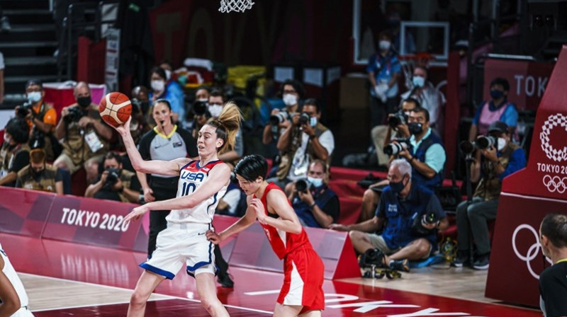 Breana Stjuarte 2021. gada 8. augustā Tokijā. Foto: FIBA