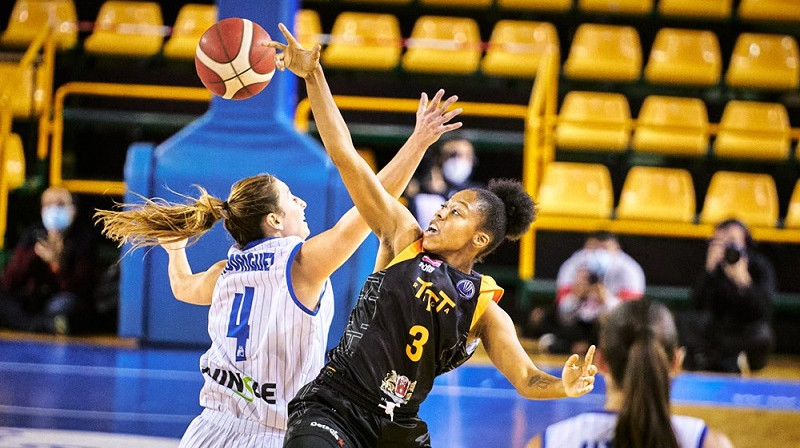 Džada Lūisa izbraukuma spēlē Salamankā. Foto: EuroLeague Women