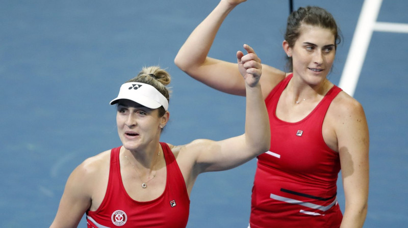 Gabriela Dabrovski un Rebeka Marino. Foto: Reuters/Scanpix