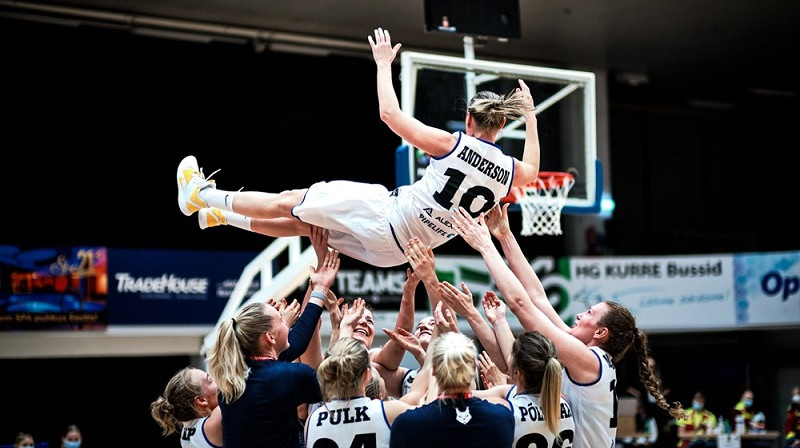 Igaunijas sieviešu valstsvienība: sensacionāla uzvara Merikes Andersones atvadu spēlē. Foto: FIBA