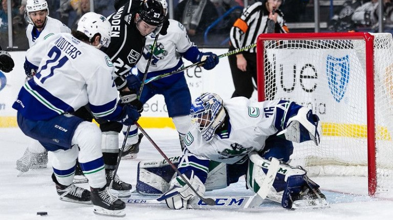 Artūrs Šilovs spēlē pret Ontario "Reign". Foto: abbotsford.canucks.com