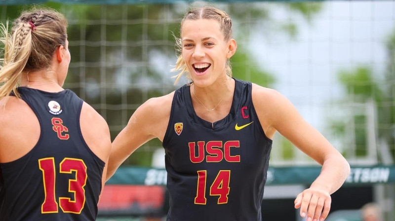 Heilija Hārvarda un Tīna Graudiņa. Foto: Jenny Chuang / USC Beach Volleyball