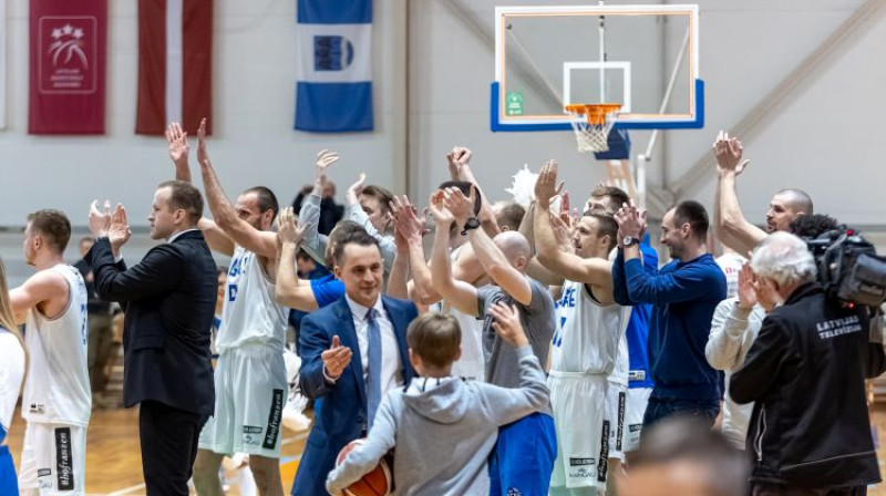 ''Ogres'' basketbolisti svin iekļūšanu ''Final Four''. Foto: Jānis Martels/BK Ogre