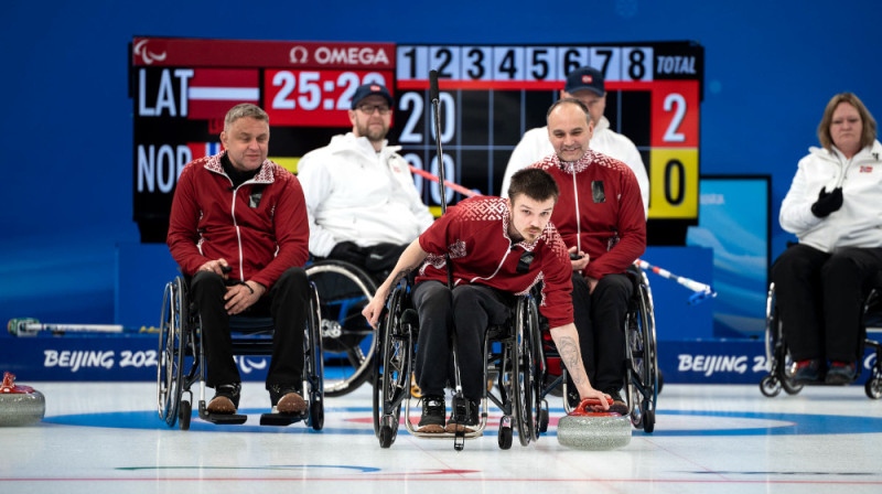 No kreisās: Ojārs Briedis, Sergejs Djačenko, Agris Lasmans
Foto: Ansis Ventiņš