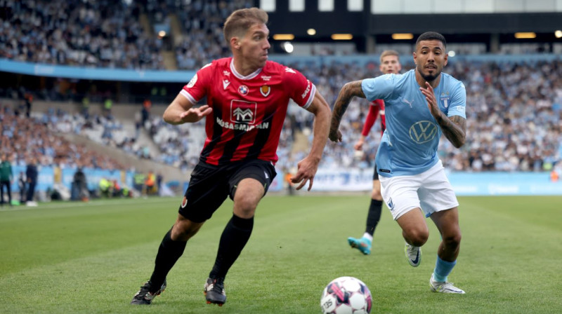 Zviedrijas "Malmö" pret Reikjavīkas "Víkingur". Foto: Andreas Hillergren/EPA/Scanpix