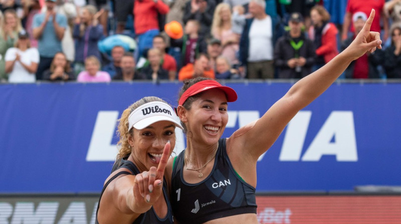 Brendija Vilkersone un Melisa Humana-Paredesa triumfē Jūrmalā. Foto: volleyballworld.com