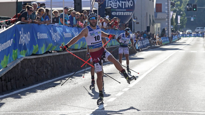 Raimo Vīgants uzvar PK posmā rollerslēpošanā Itālijā. Foto: FIS rollerskiing.