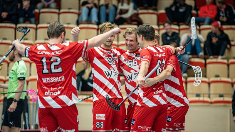 "PIxbo IBK" līksmo par panākumu pār "Falun", foto: Pixbo Innebandy