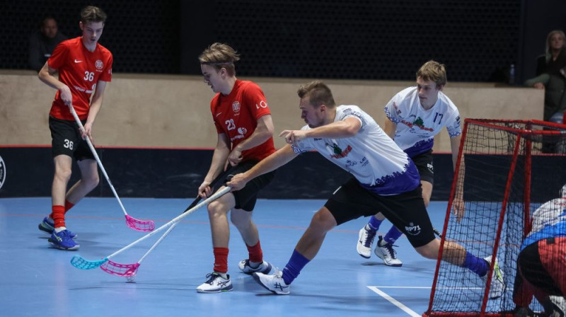 Epizode no "Kuršu" un "Lielvārde/FatPipe" cīņas, foto: Floorball.lv