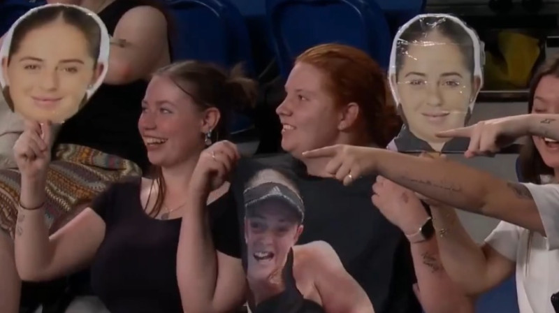 Ostapenko fanes. Foto: Australian Open TV