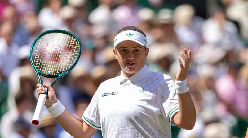 Aļona Ostapenko. Foto: Simon Bruty/AELTC, wimbledon.com