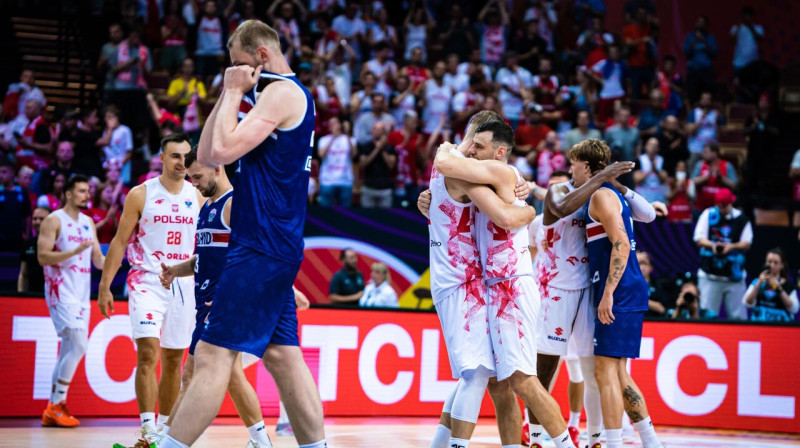 Poļu atvieglojums un islandiešu mieles. Foto: FIBA