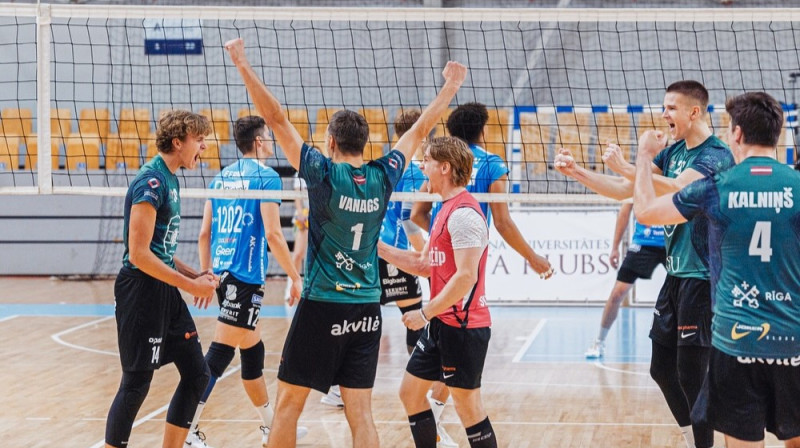 "Robežsardzes"/RSU volejbolisti. Foto: Kristaps Platačs