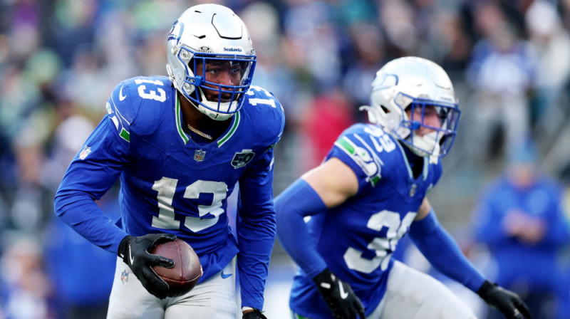 Ernests Džounss (#13) pārtvēra divas piespēles. Foto: AFP/Scanpix